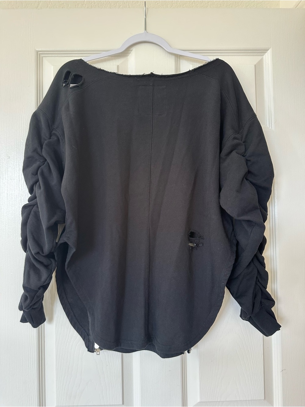 Pebby Forevee 1/2X Sweatshirt Sweater Distressed Ruched Sleeve Zipper - Picture 5 of 5